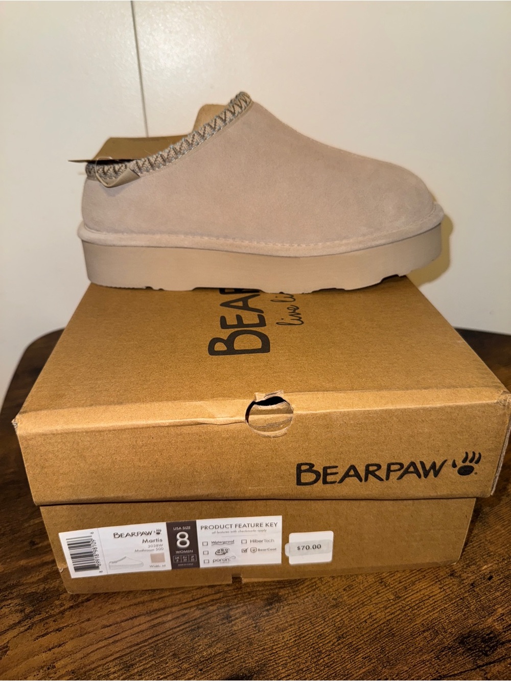 Bearpaw Slip on boots size 8 nwt